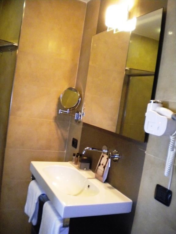 Chez Le Sourire Hotel Giffoni Valle Piana Quarto foto