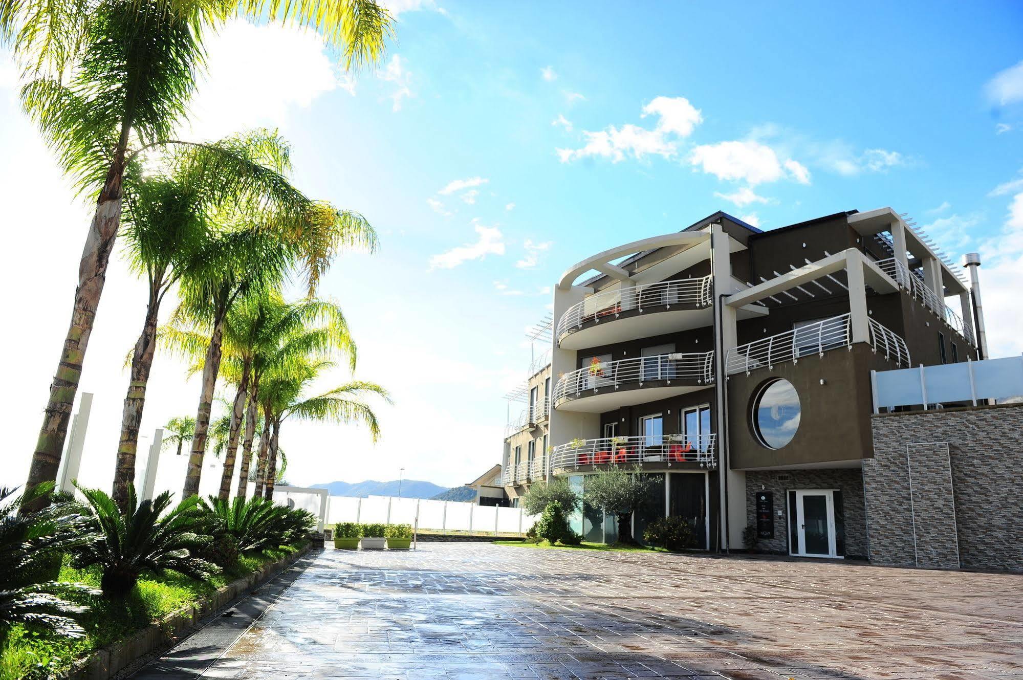 Chez Le Sourire Hotel Giffoni Valle Piana Exterior foto